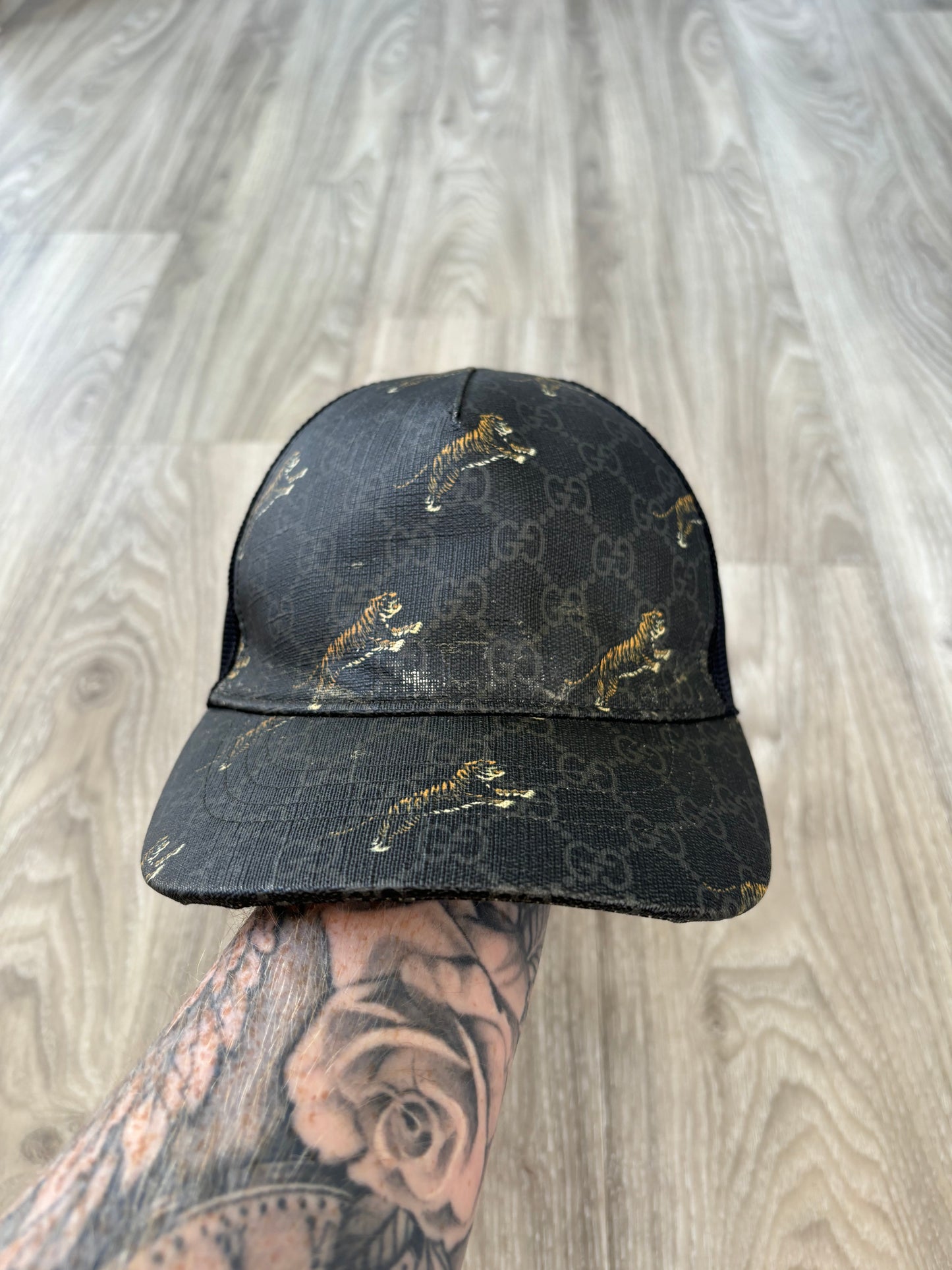 Gucci Cap (Medium)