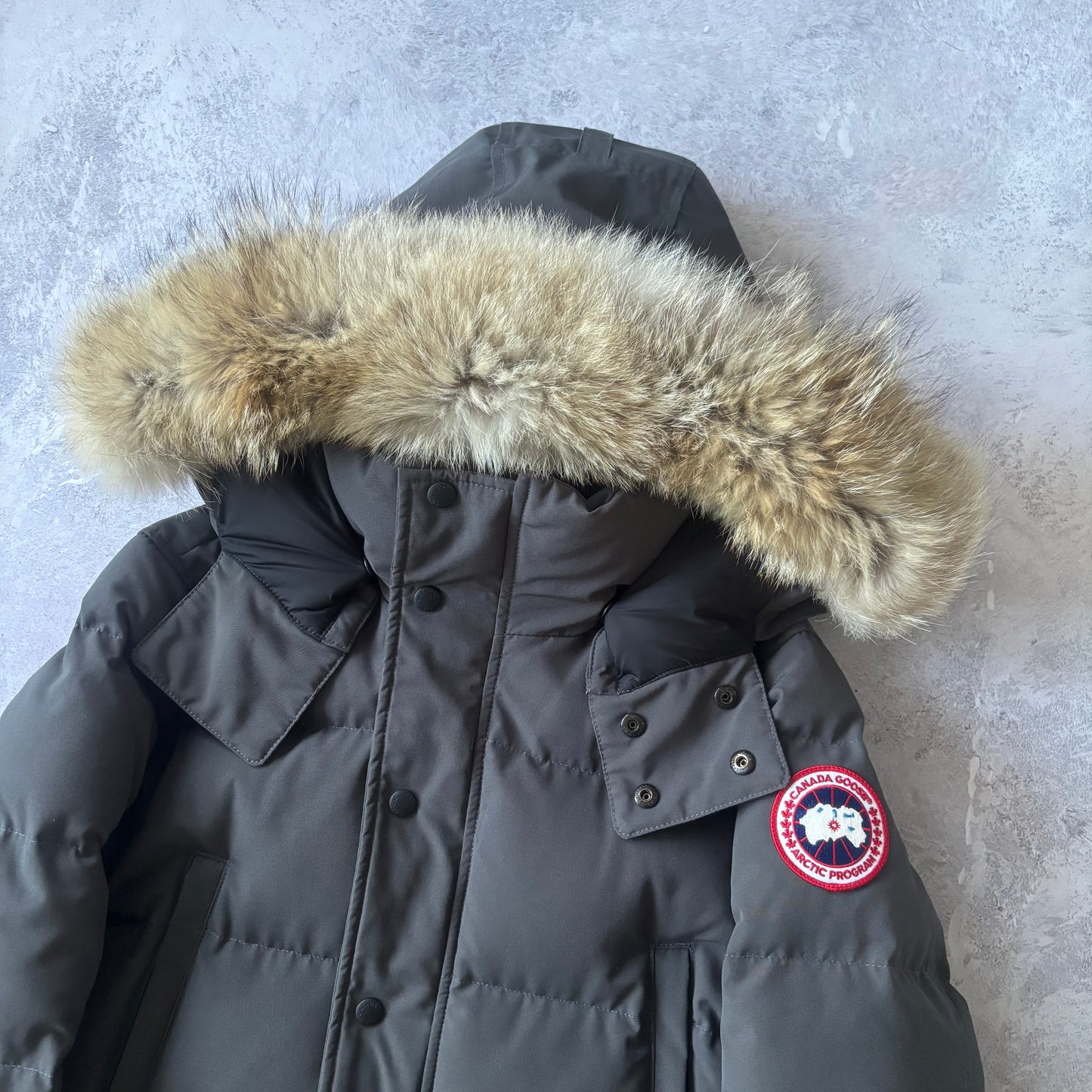 Canada Goose Wyndham Parka - Medium