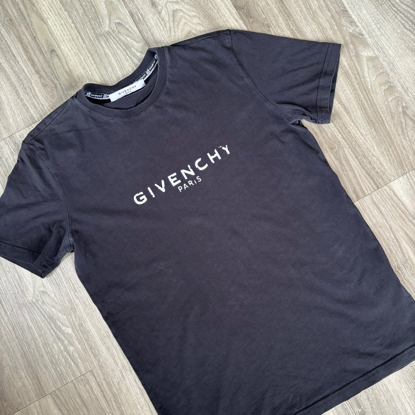 Givenchy T-Shirt