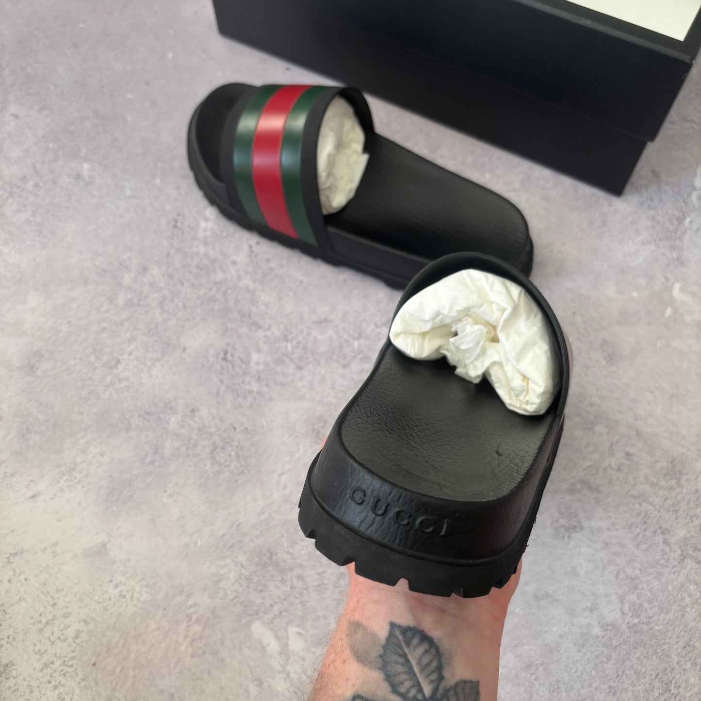 Gucci Web Sliders - UK 8