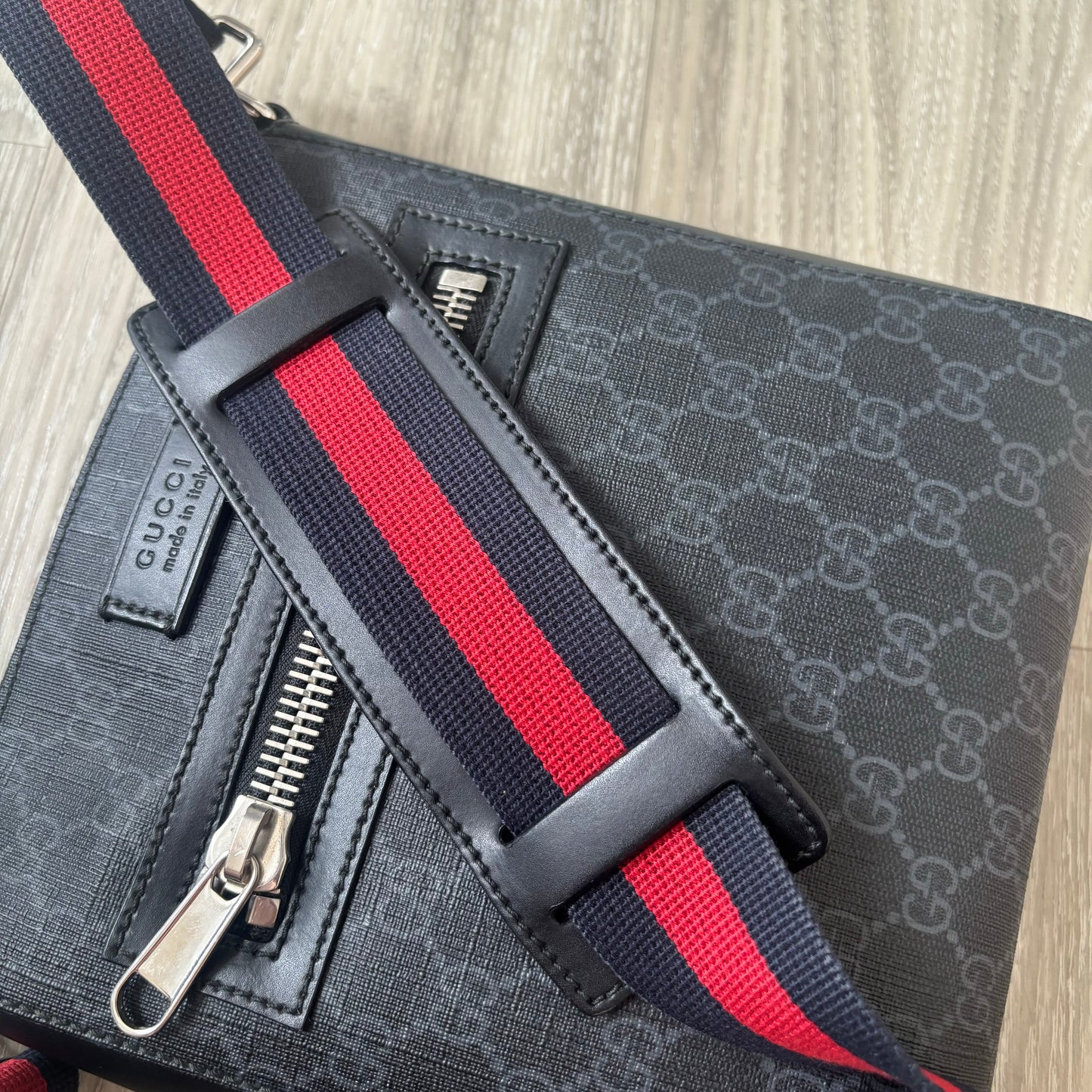 Gucci Messenger Bag