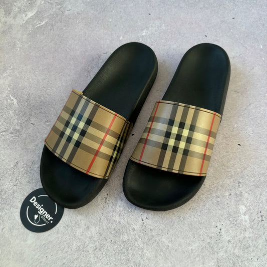 Burberry Sliders - UK 9