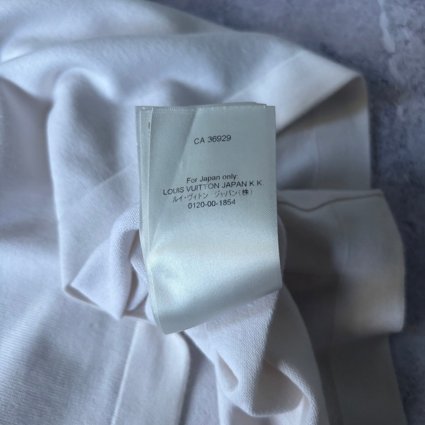 Louis Vuitton T-Shirt - Small