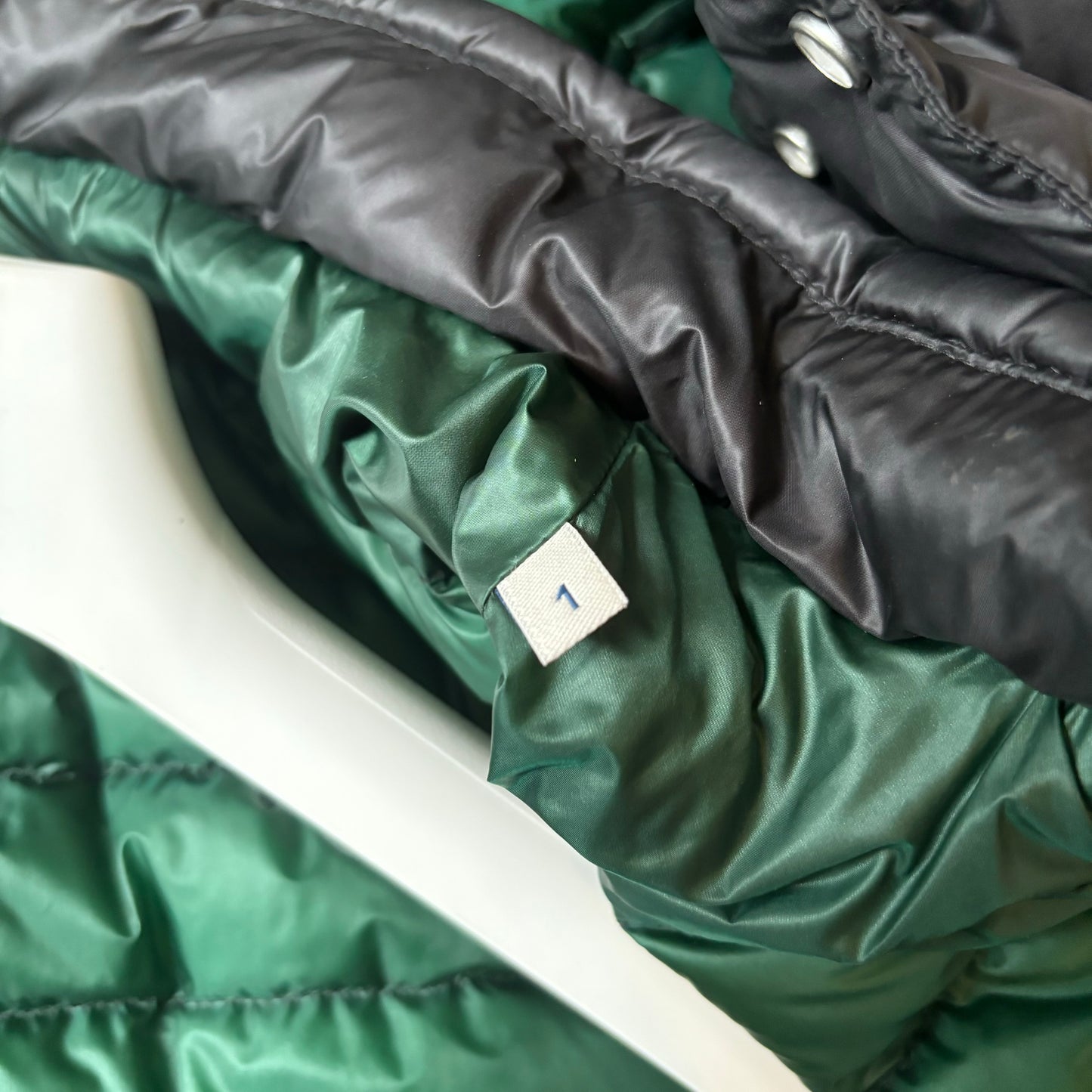 Moncler Vidal Puffer Jacket - Size 1