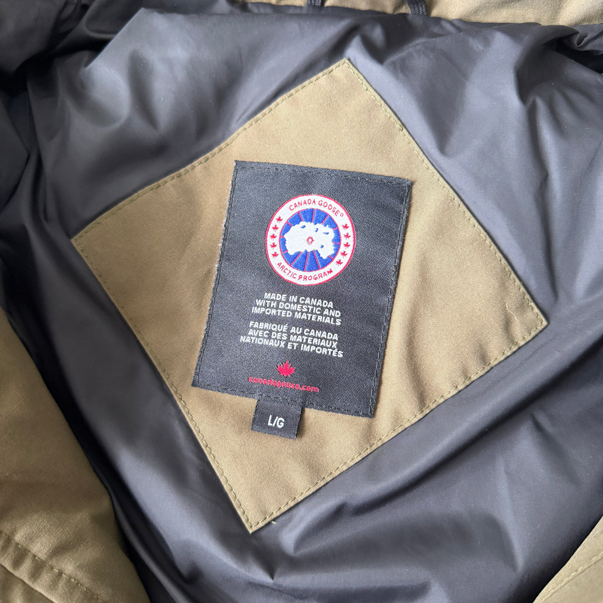 Canada Goose Wyndham Parka Jacket - Large