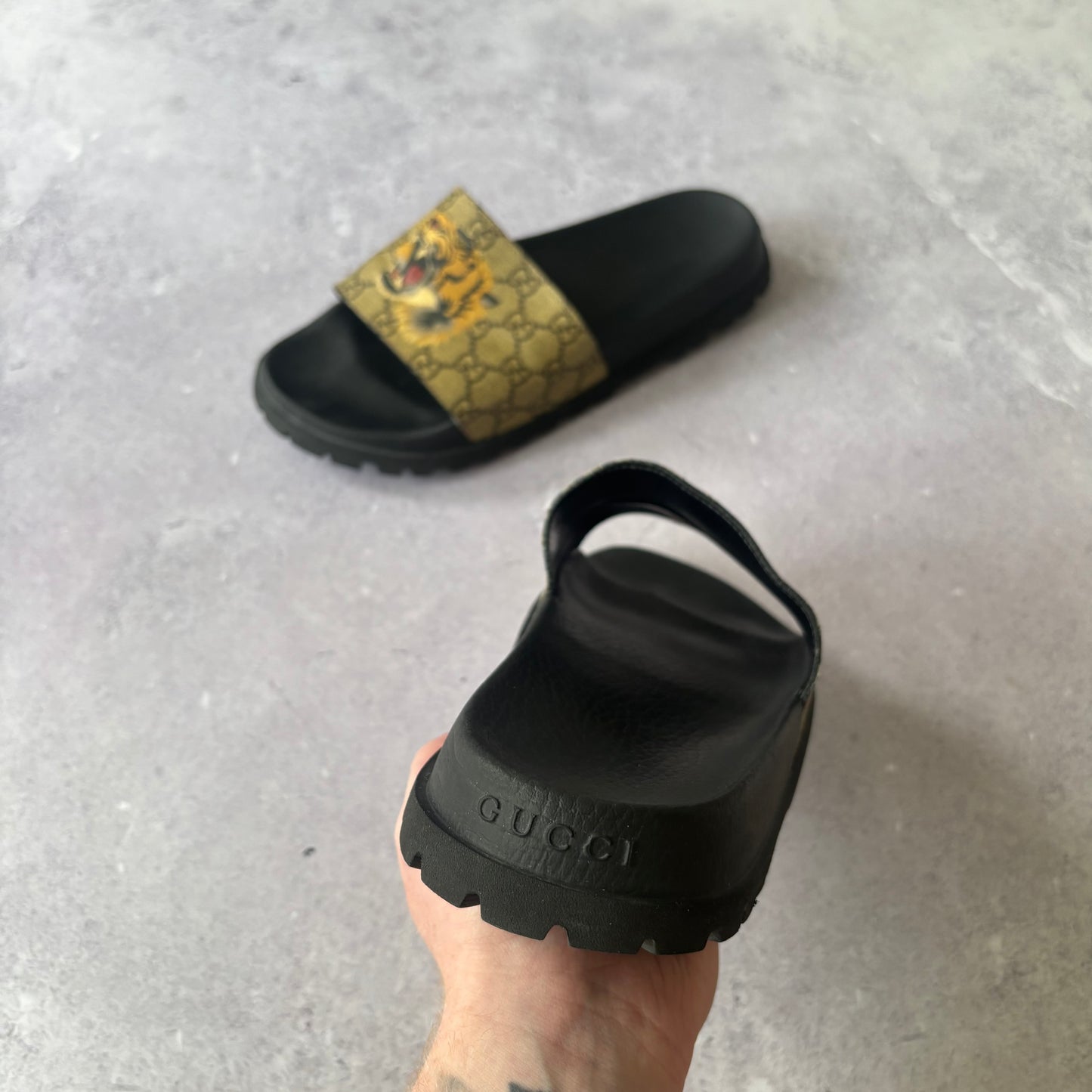 Gucci Sliders - UK 9