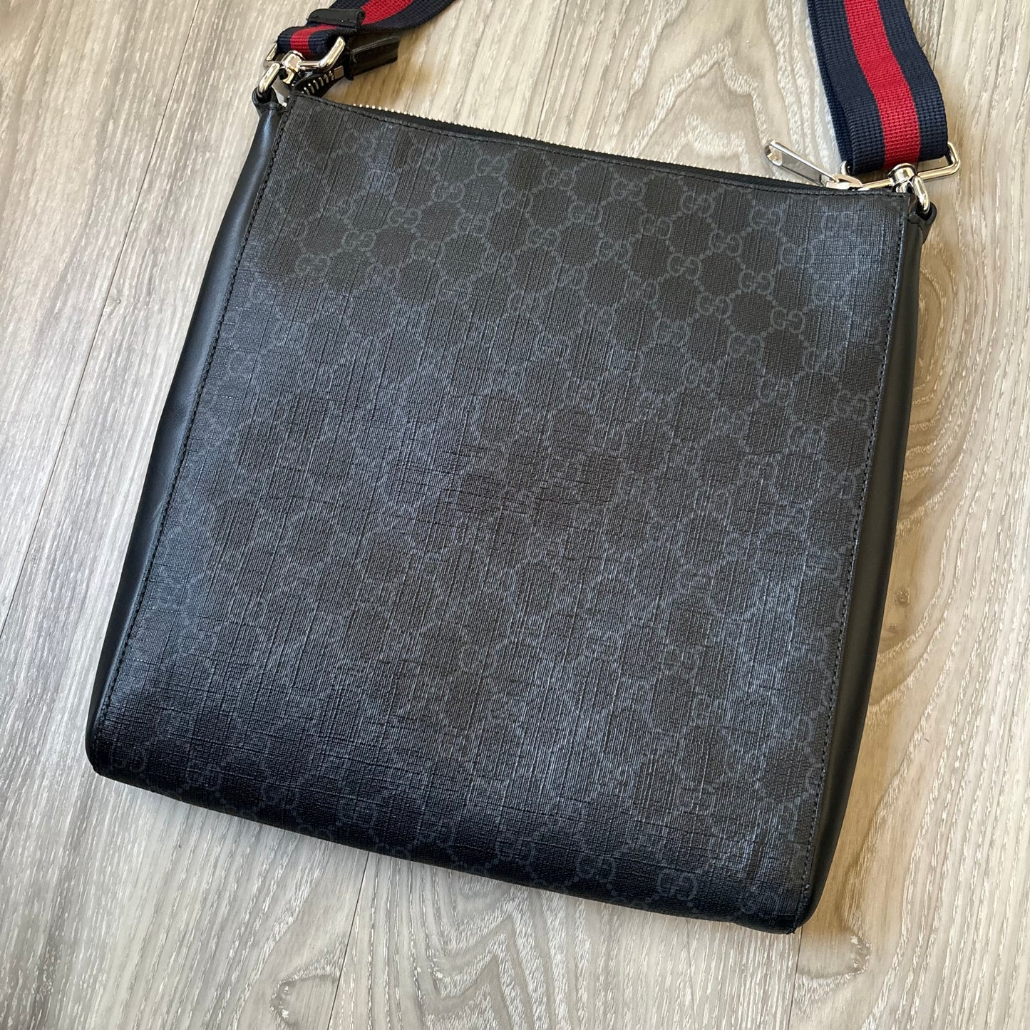 Gucci Messenger Bag