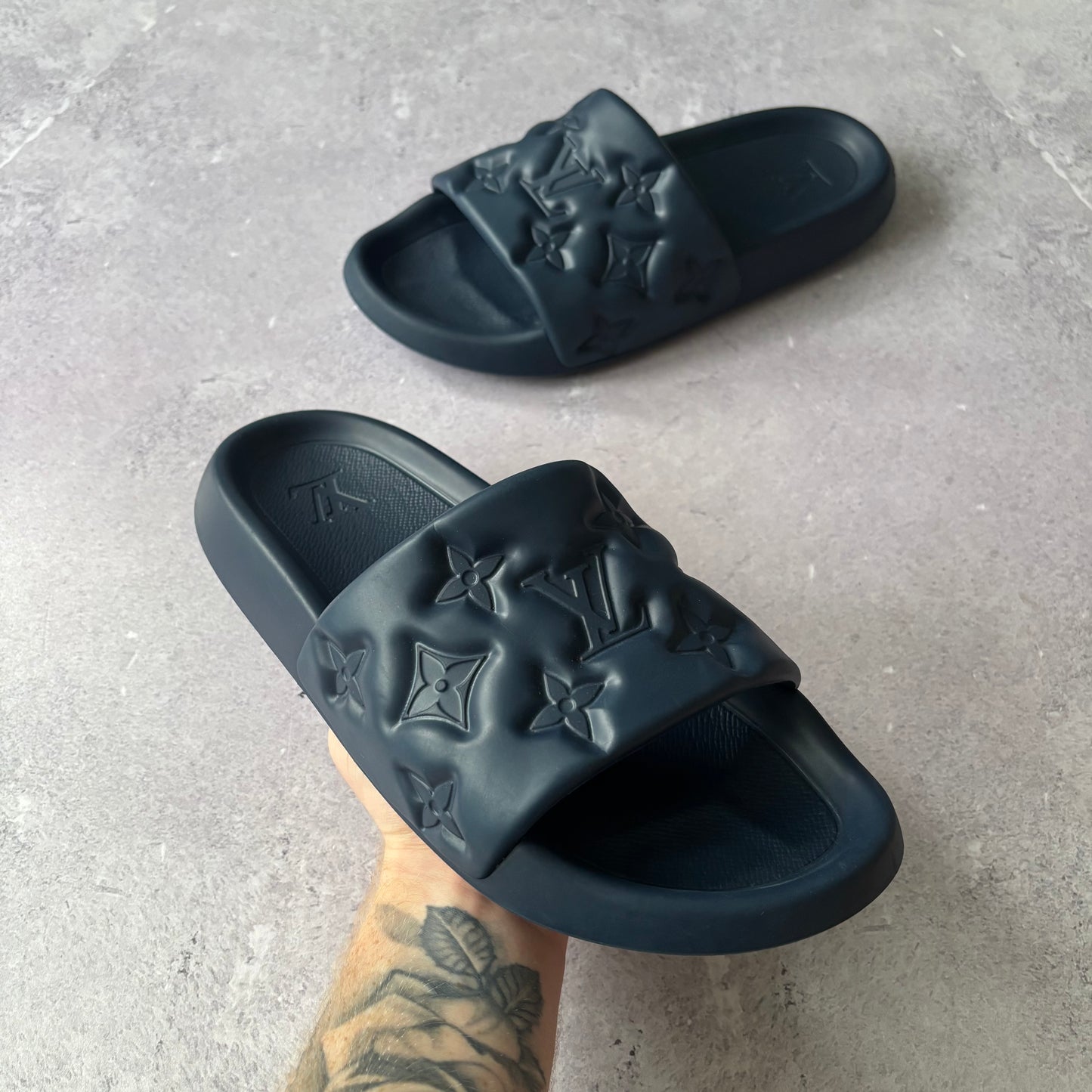 Louis Vuitton Waterfront Mule Sliders - Fits 8