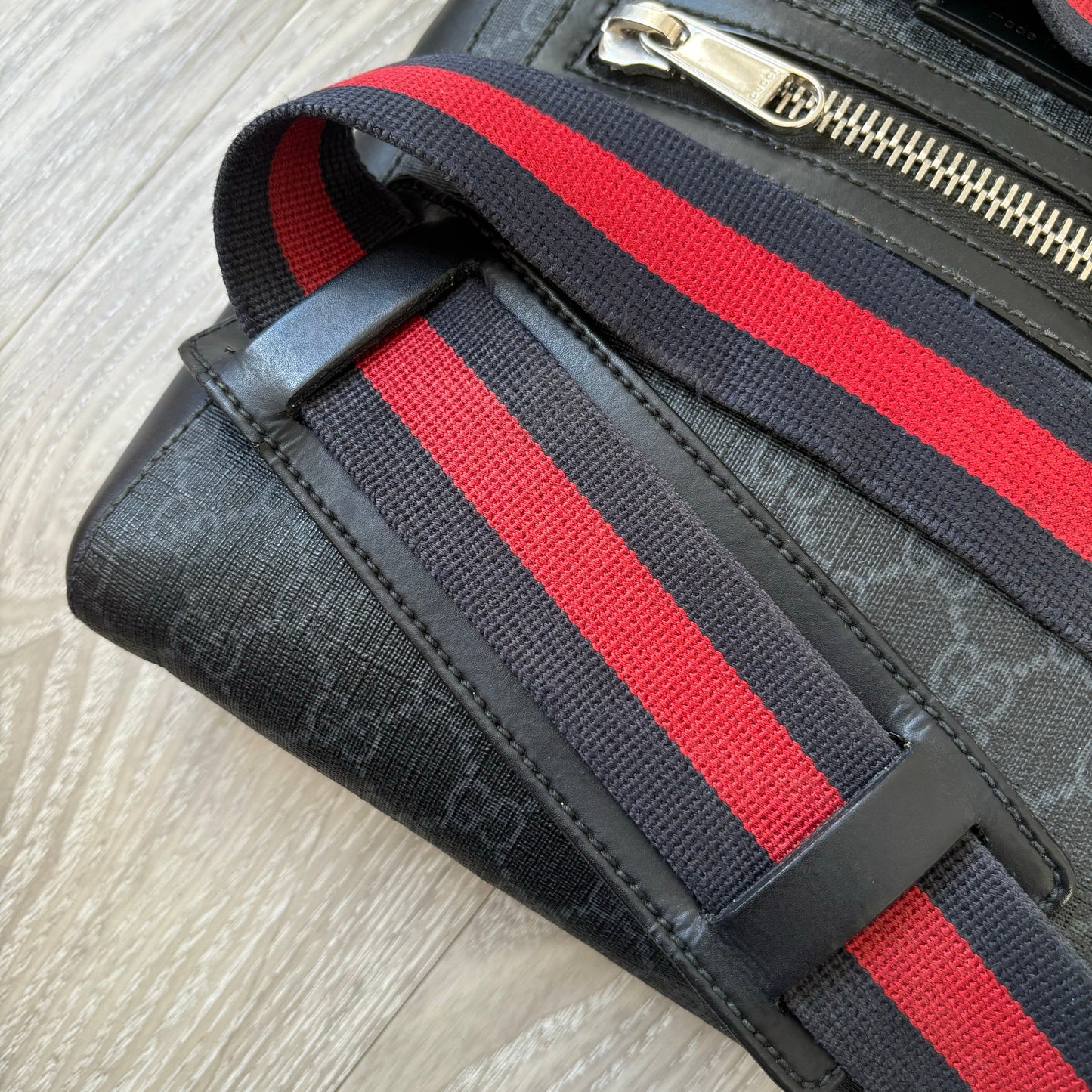 Gucci Messenger Bag