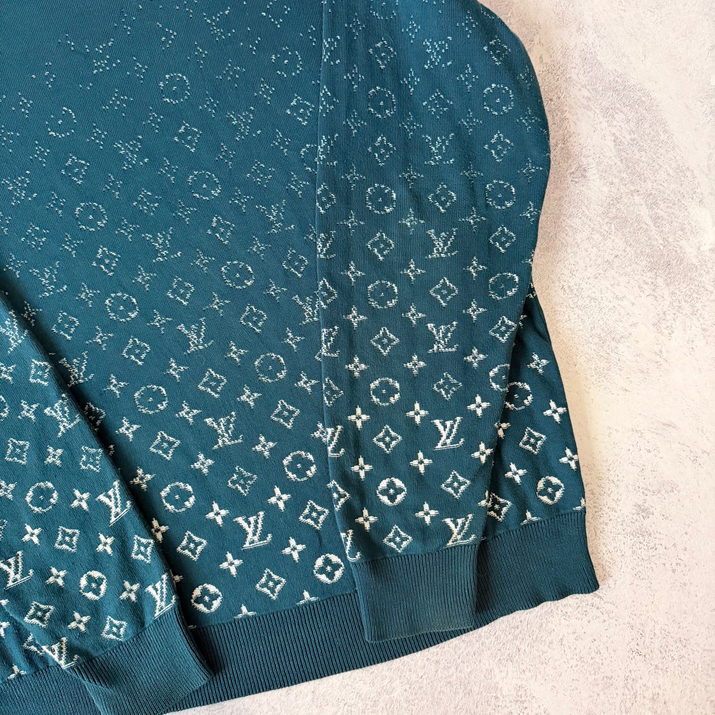 Louis Vuitton Gradient Jumper - Fits XL