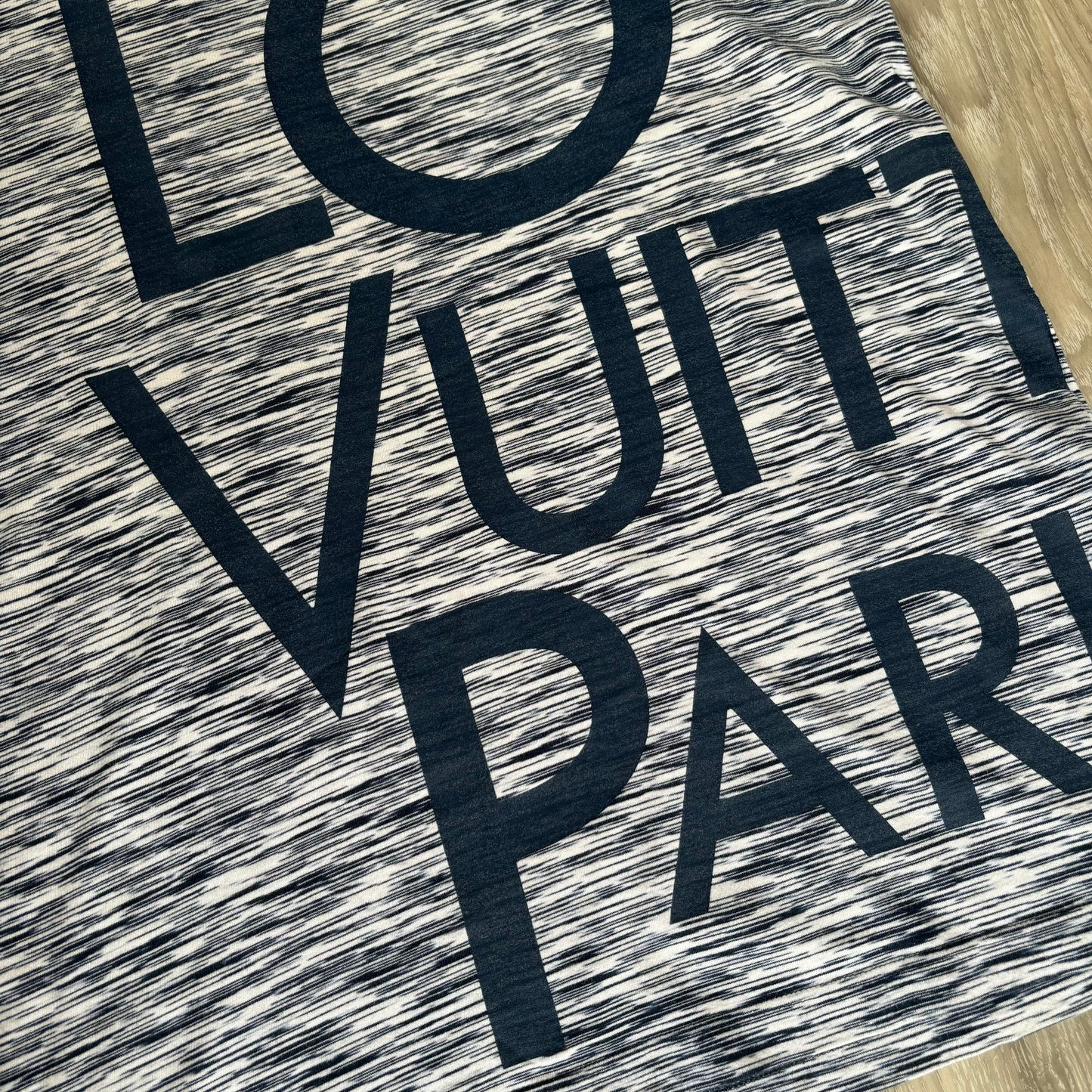 Louis Vuitton T-Shirt Size M