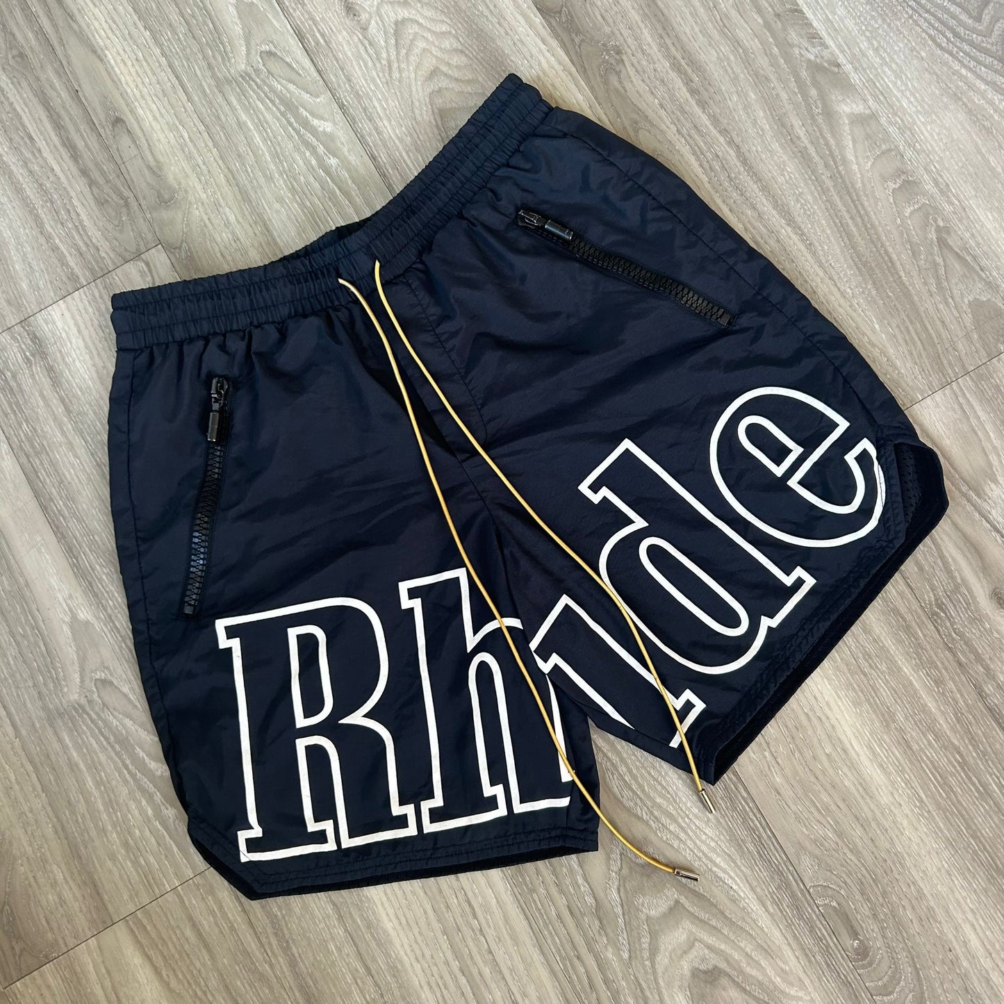 Rhude Shorts Size S