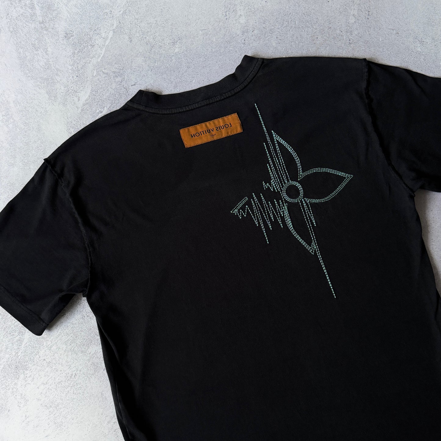 Louis Vuitton Frequency T-Shirt - Small