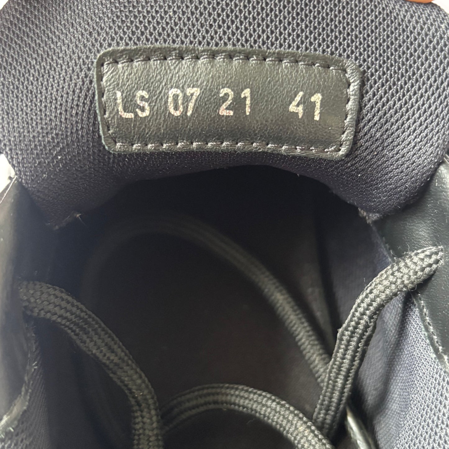 Dior B22 Trainers - UK 7