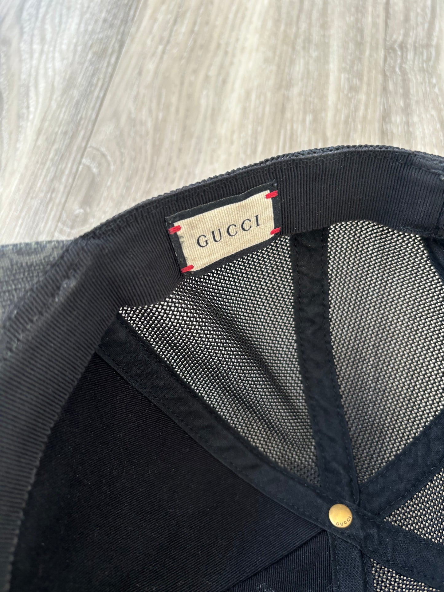 Gucci Cap (Medium)