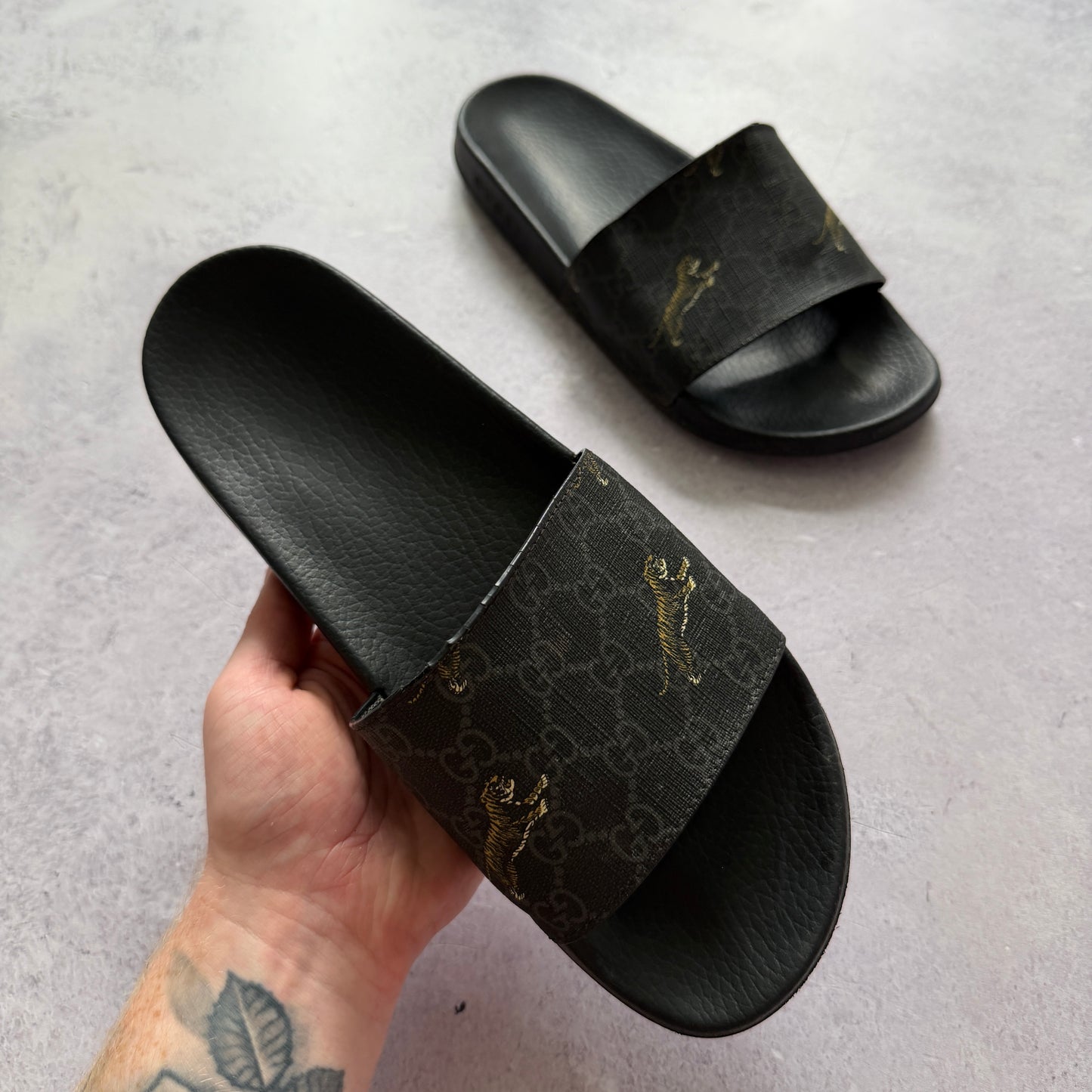 Gucci Sliders - UK 10