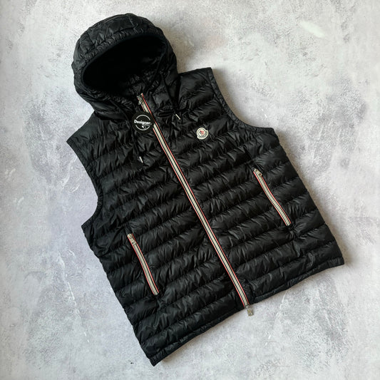 Moncler Naples Gilet - Size 6