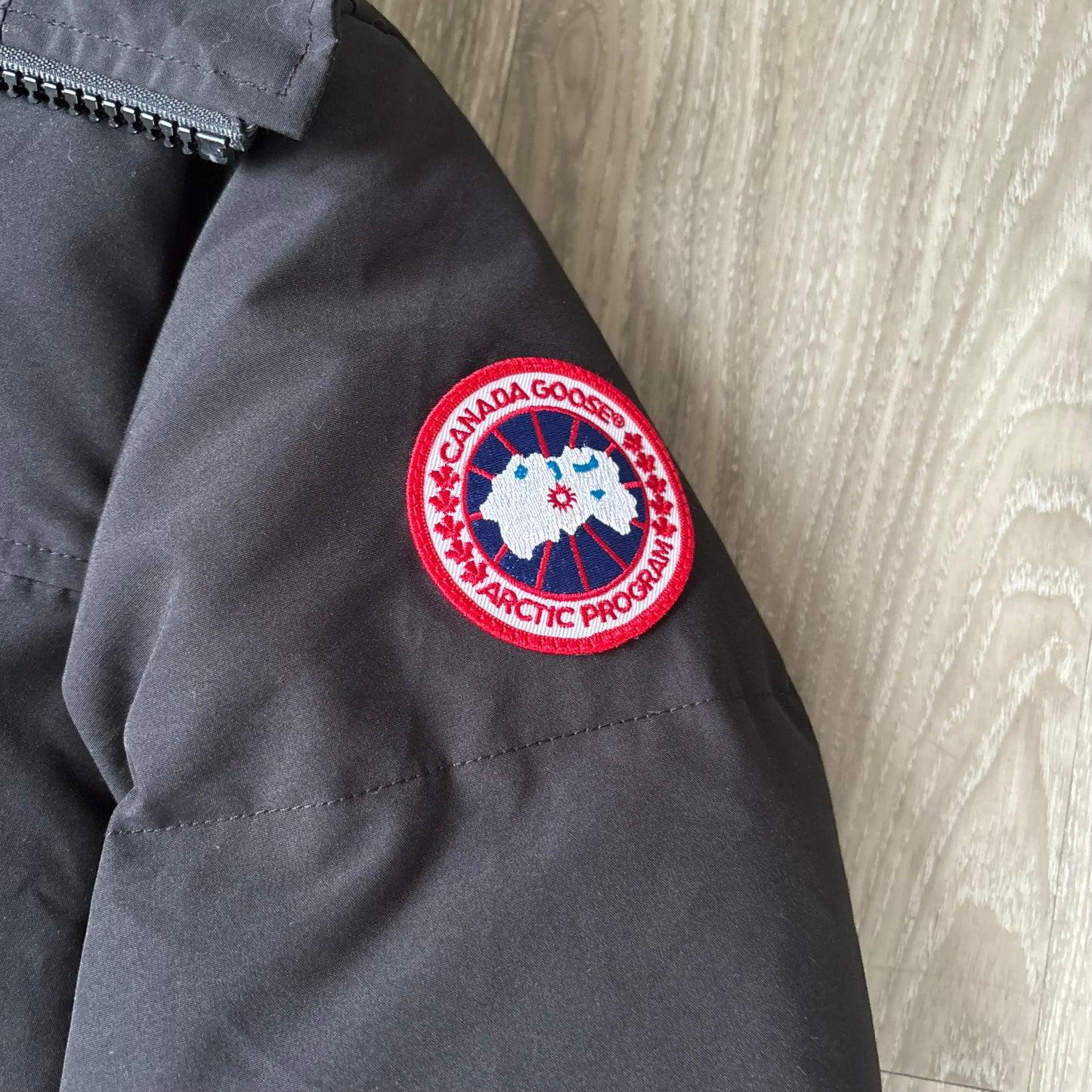 Canada Goose Macmillan Parka Jacket Size M