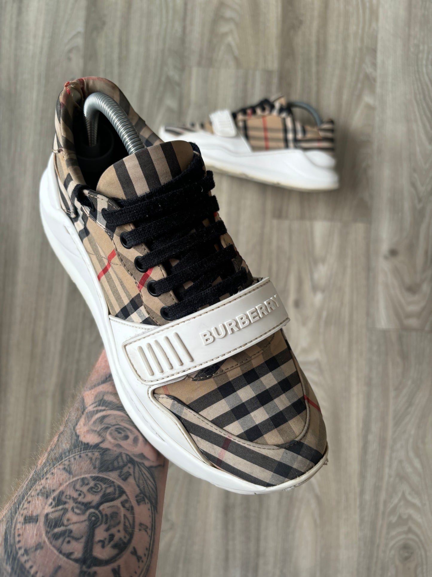 Burberry Trainers UK 7