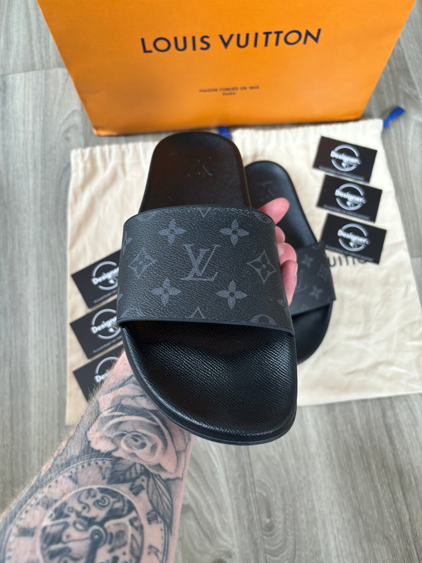 Louis Vuitton Sliders UK 8.5