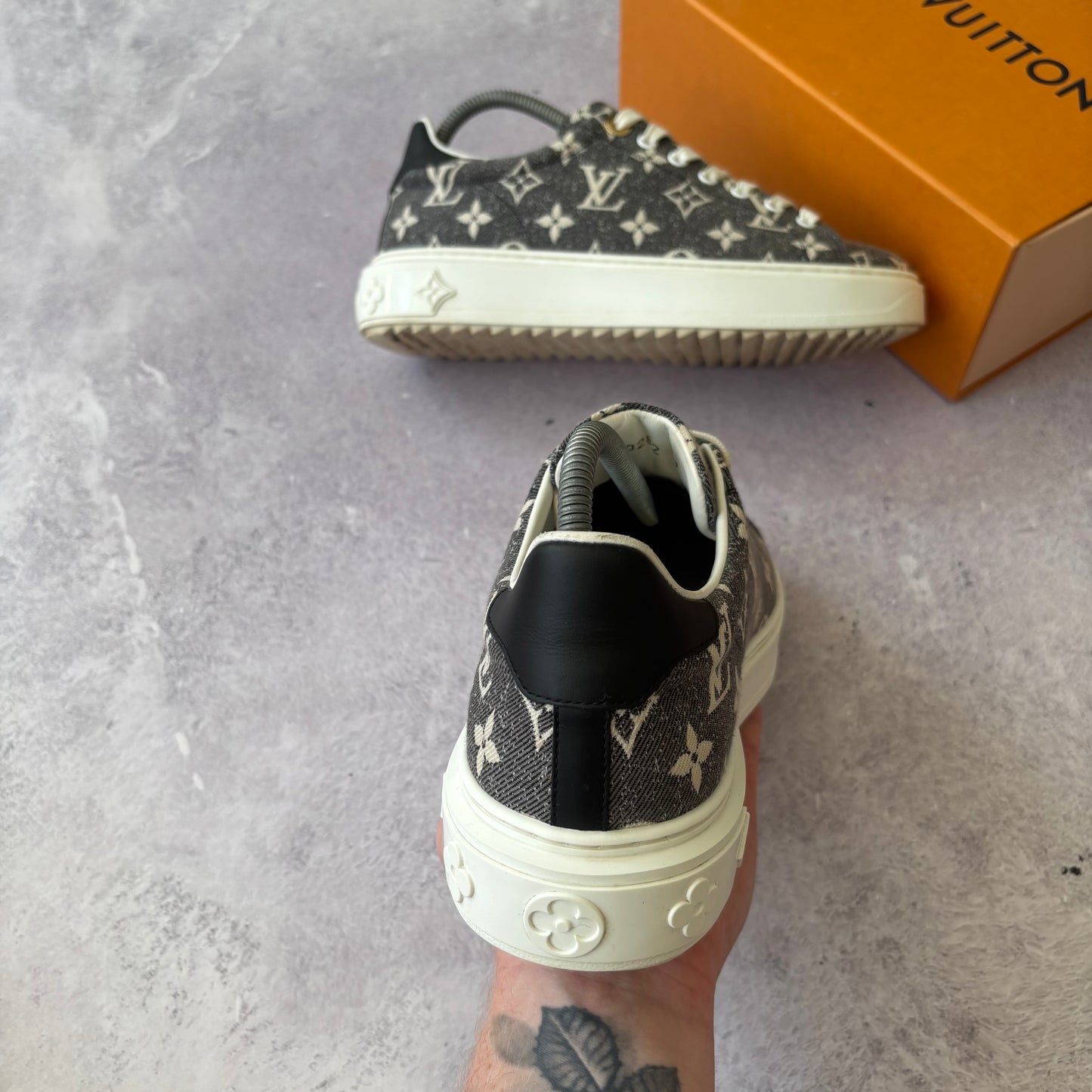 Womens Louis Vuitton Time Out Trainers - Fits UK 6