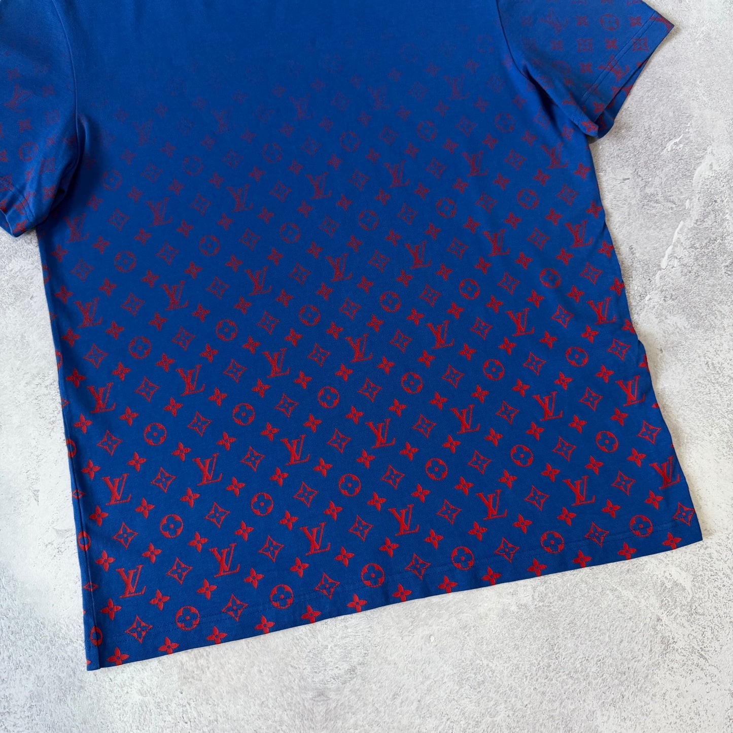 Louis Vuitton Gradient T-Shirt - Large