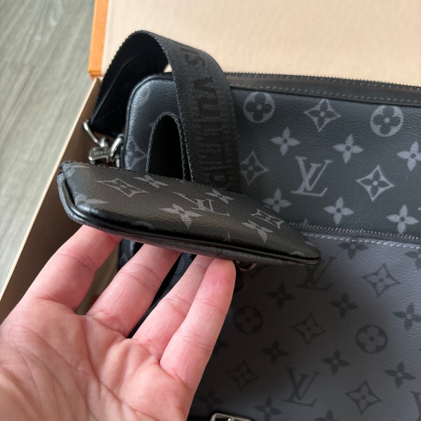 Louis Vuitton Trio Messenger Bag