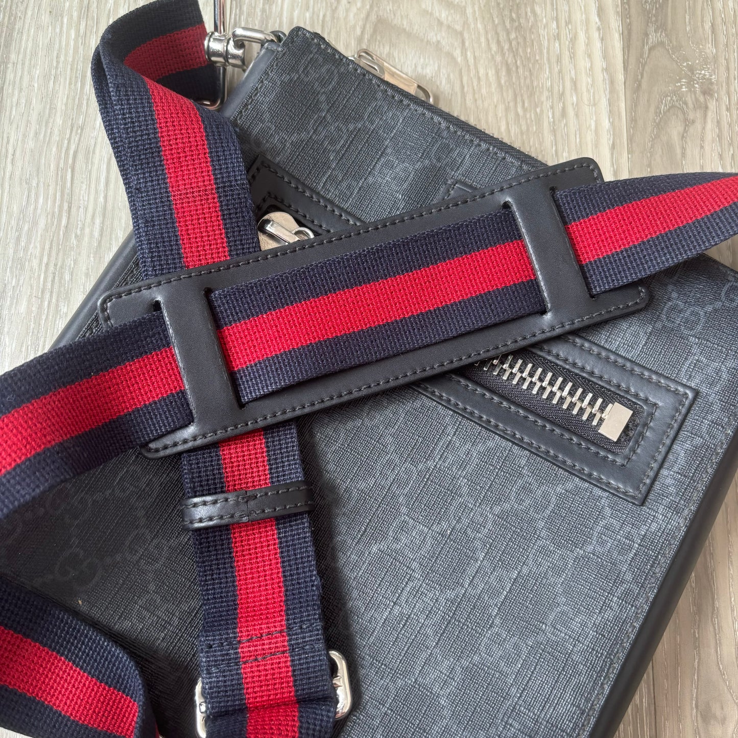 Gucci Messenger Bag