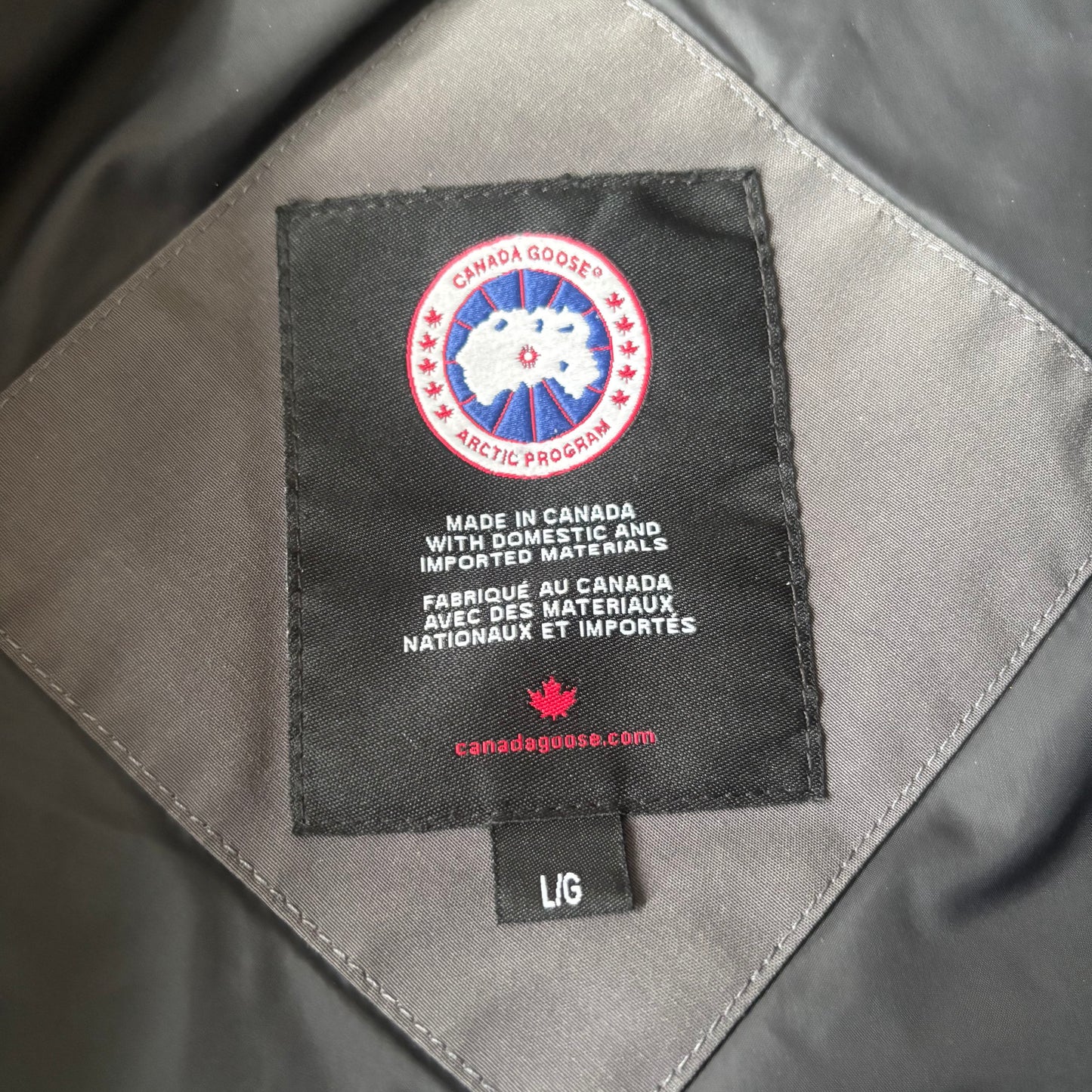 Canada Goose Wyndham Parka - Large