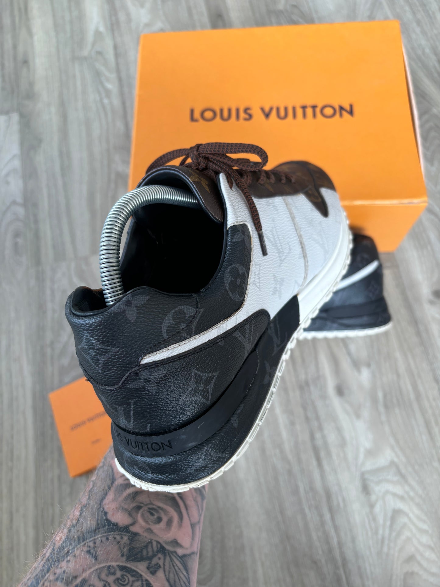 Louis Vuitton Runaway Trainers UK 8.5