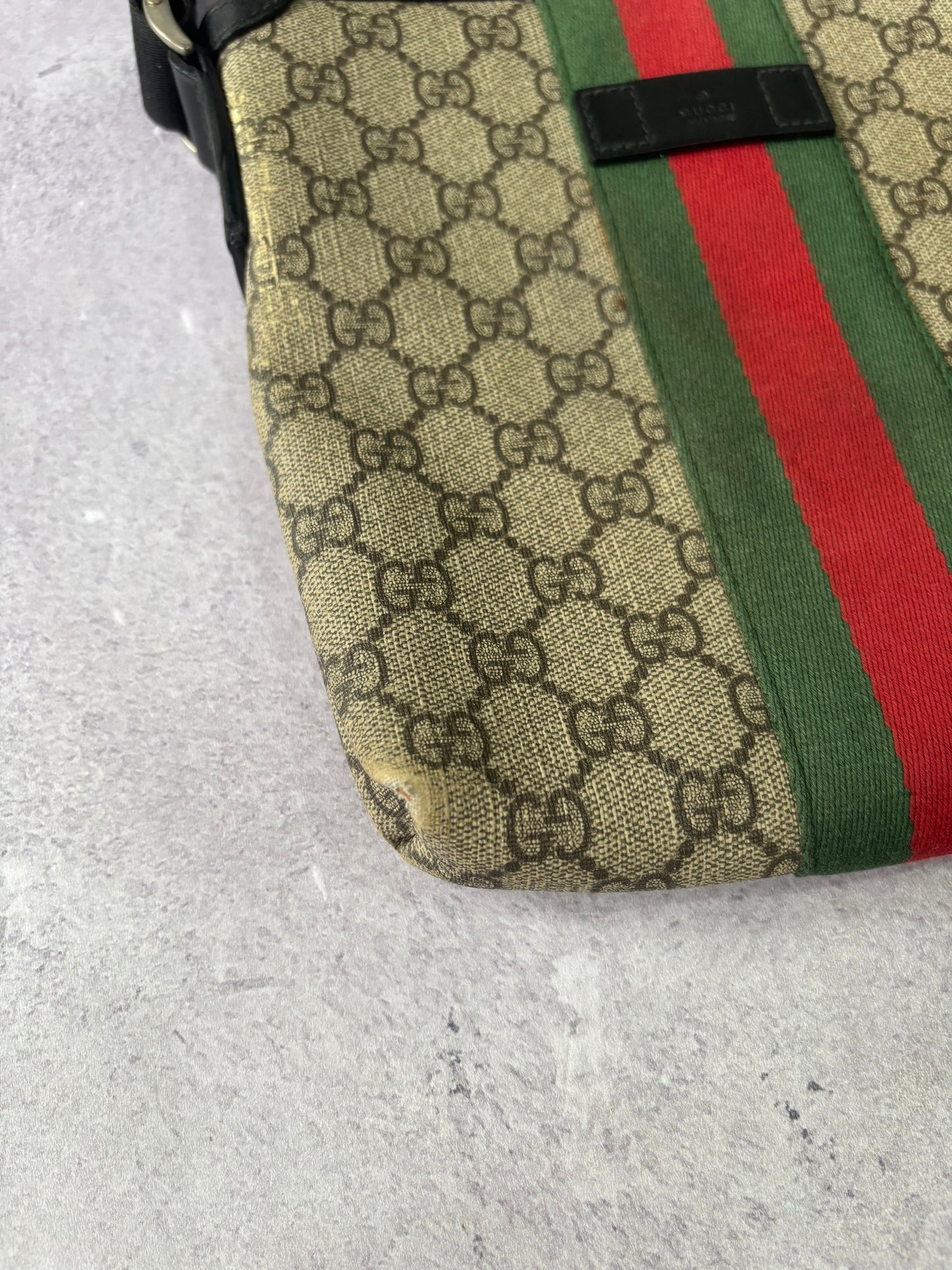 Gucci Messenger Bag