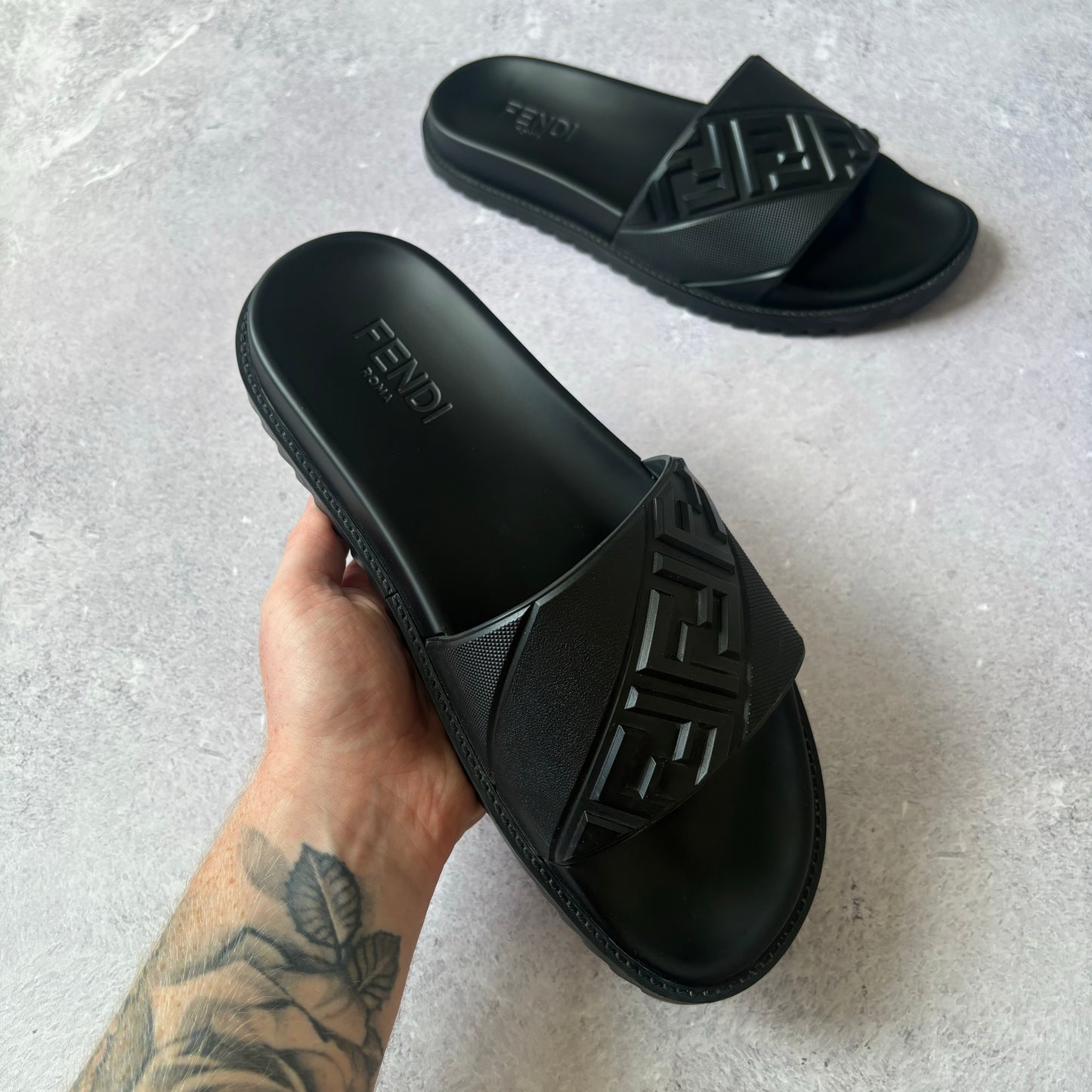 Fendi Sliders - UK 8