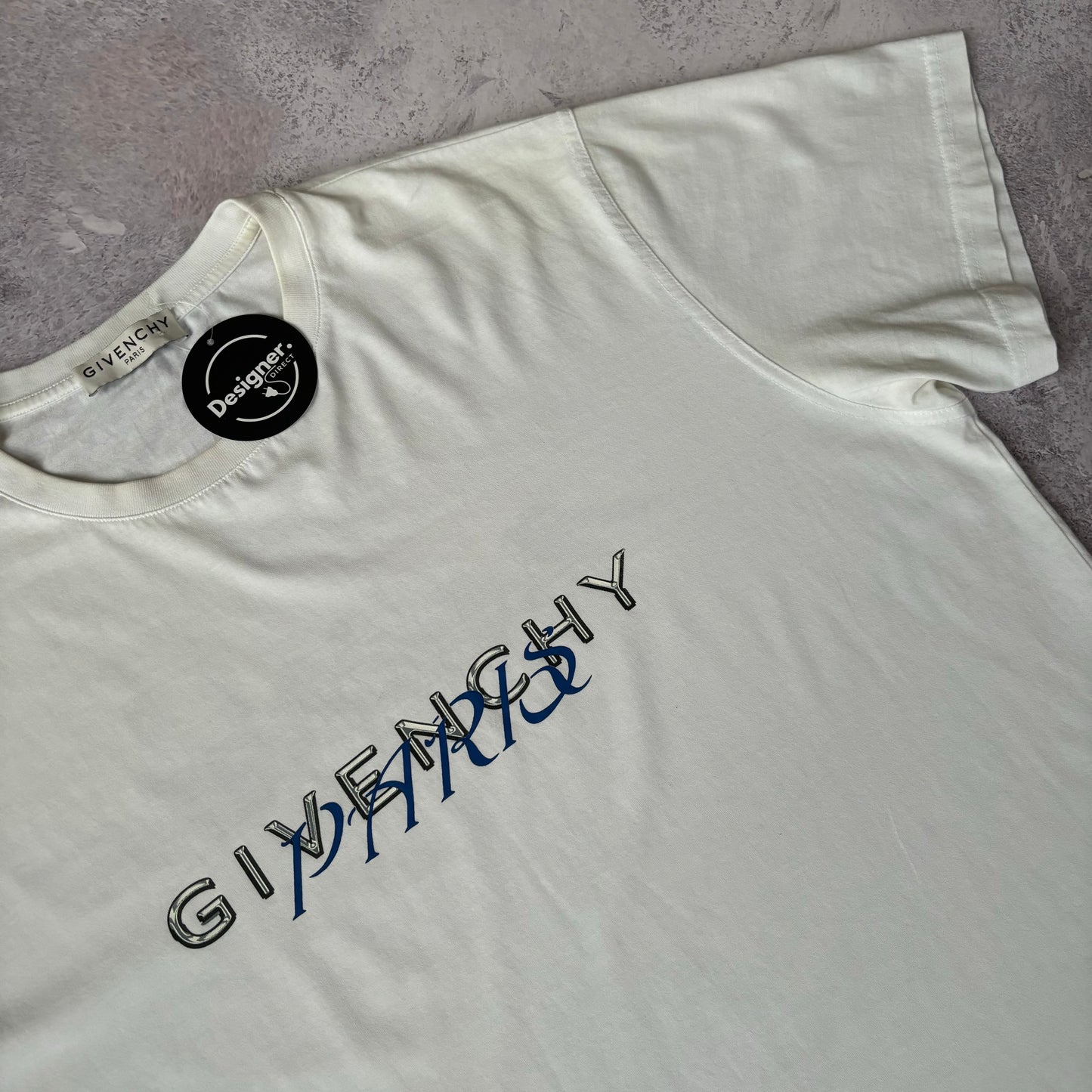 Givenchy T-Shirt - Medium