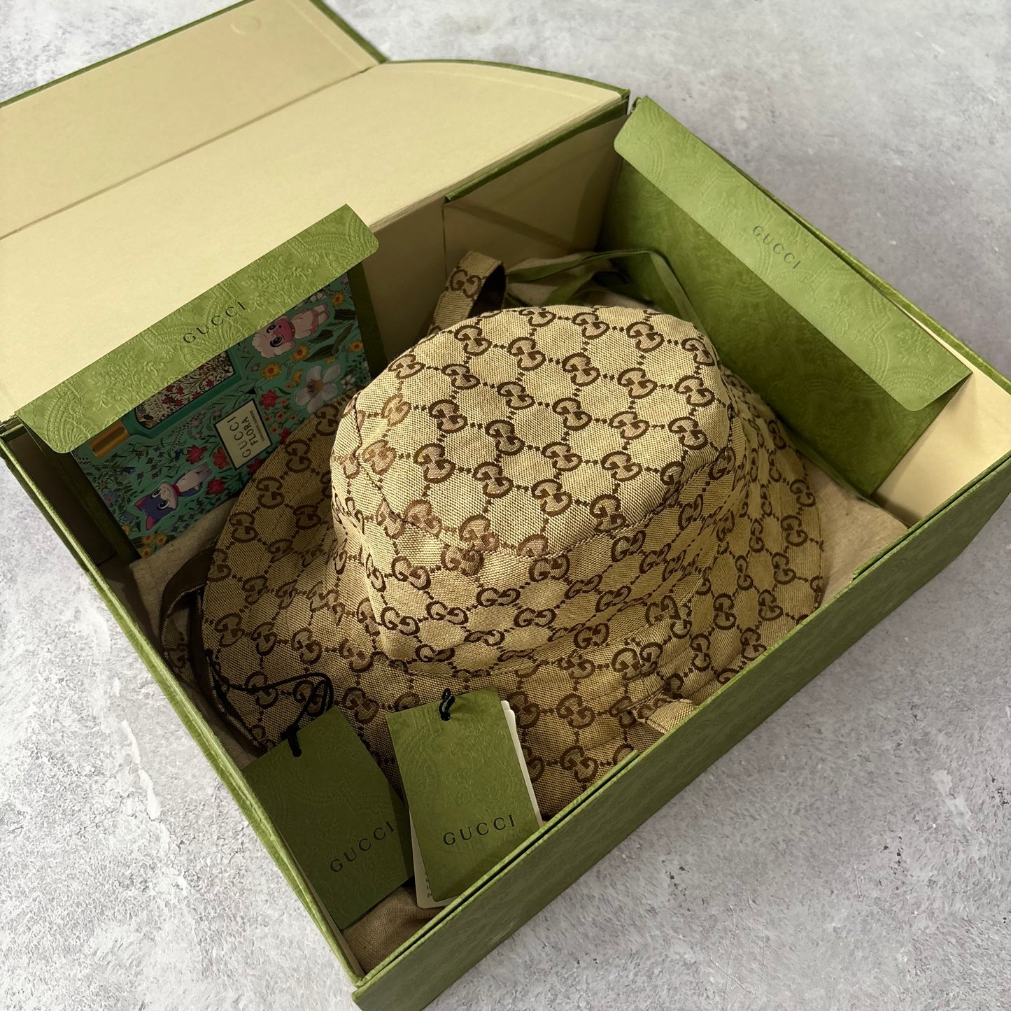 Gucci Reversible Bucket Hat - Large