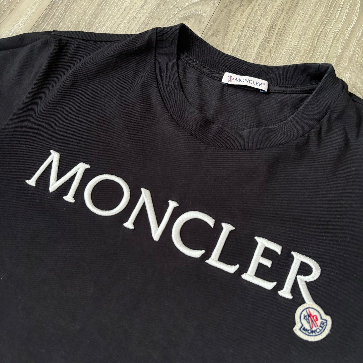 Moncler T-Shirt Size S