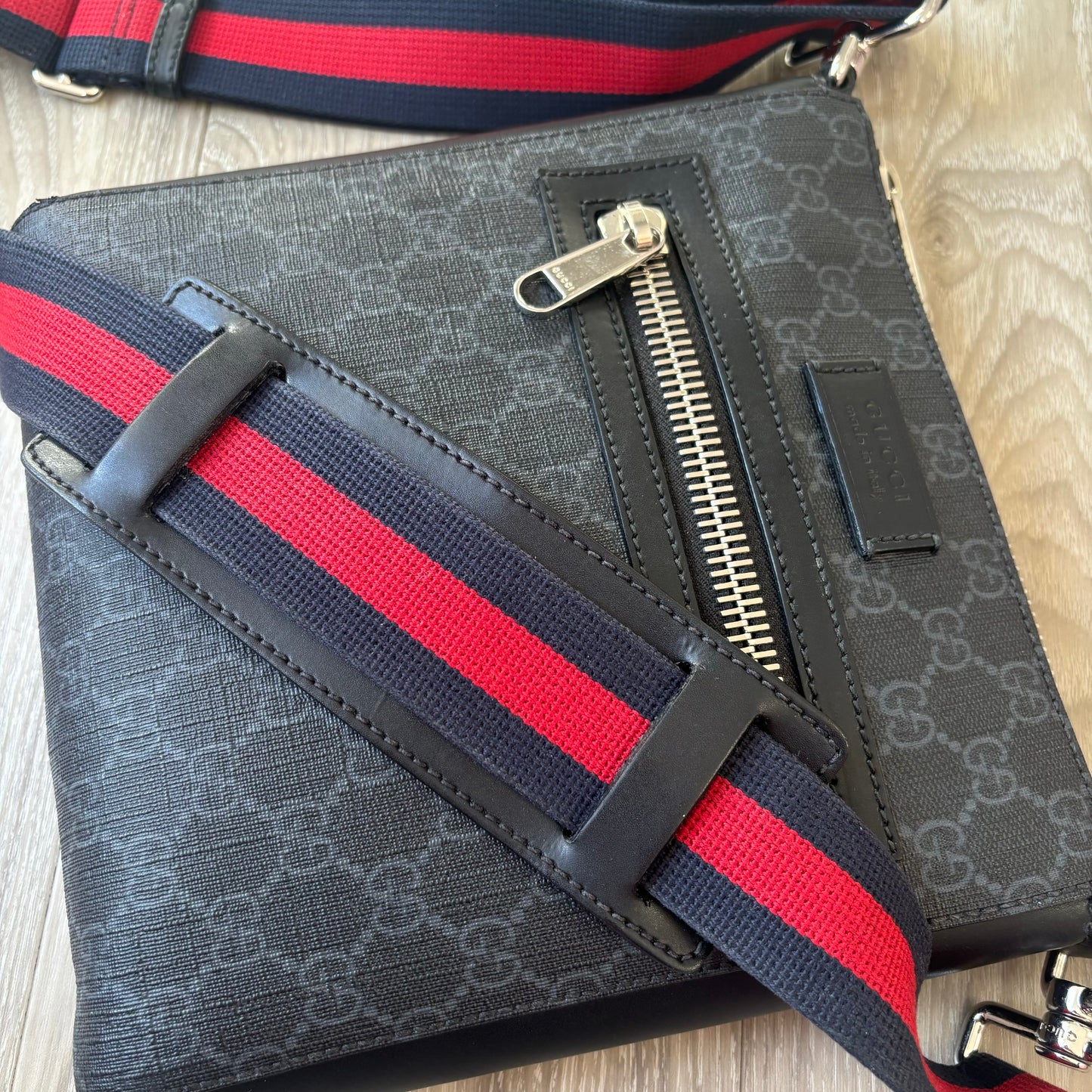 Gucci Messenger Bag