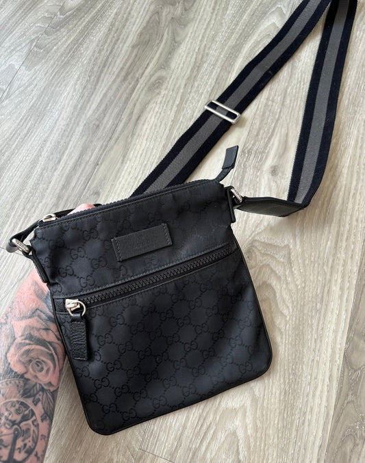 Gucci Messenger Bag (Black)