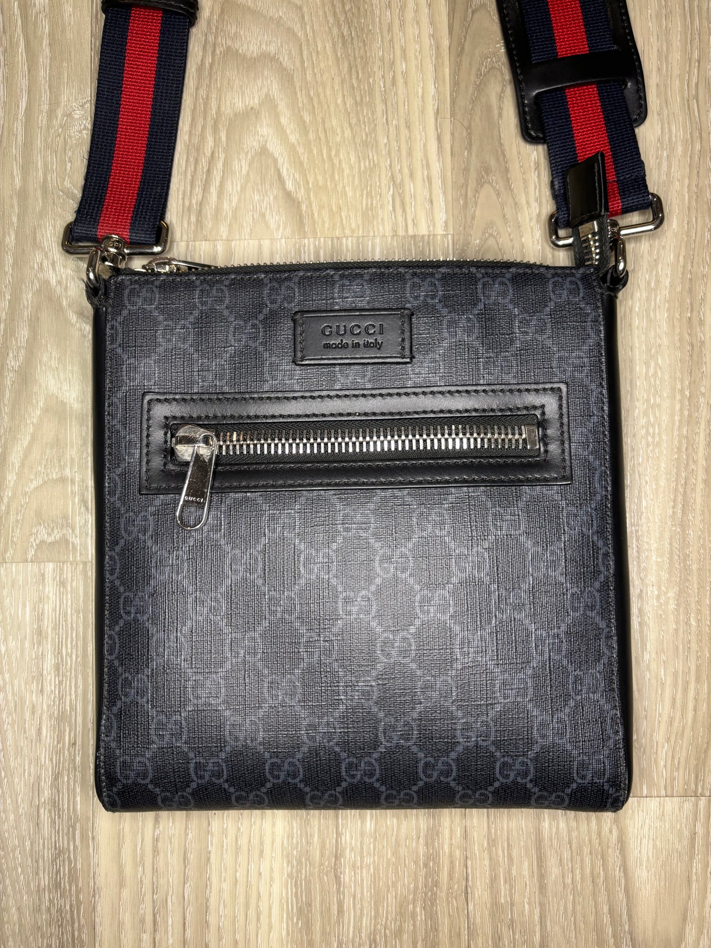 Gucci Messenger Bag (Black)