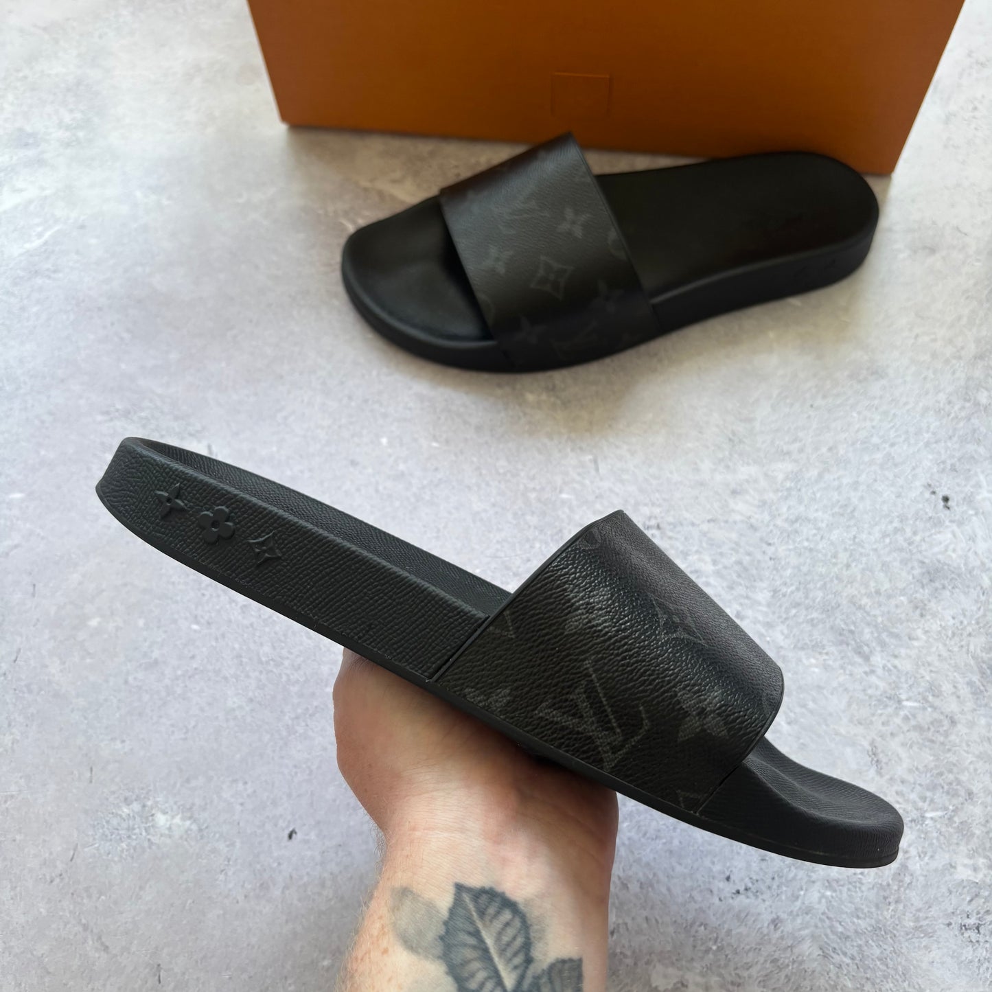 Louis Vuitton Waterfront Mule Sliders - UK 8.5