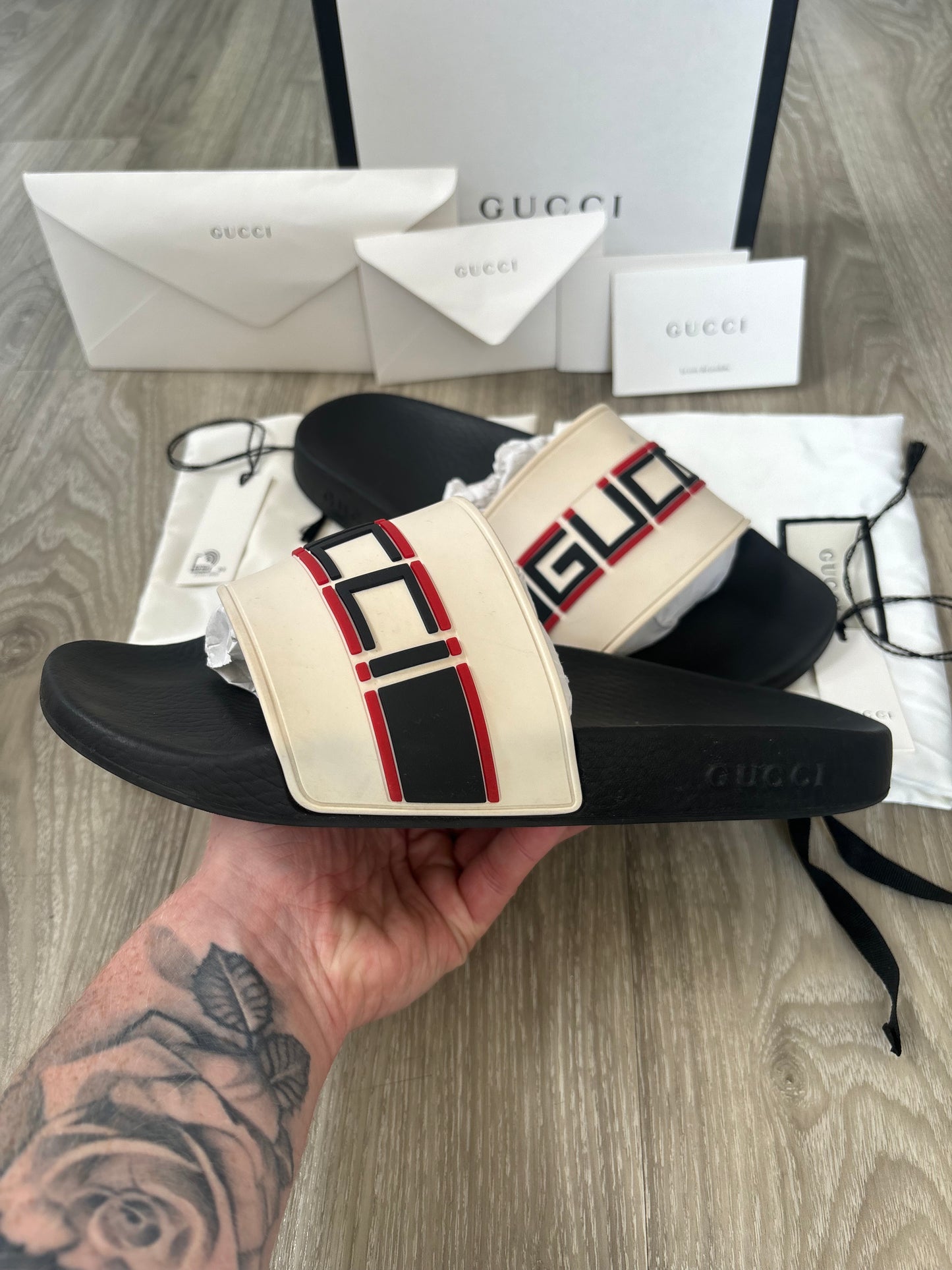 Gucci Sliders UK 8