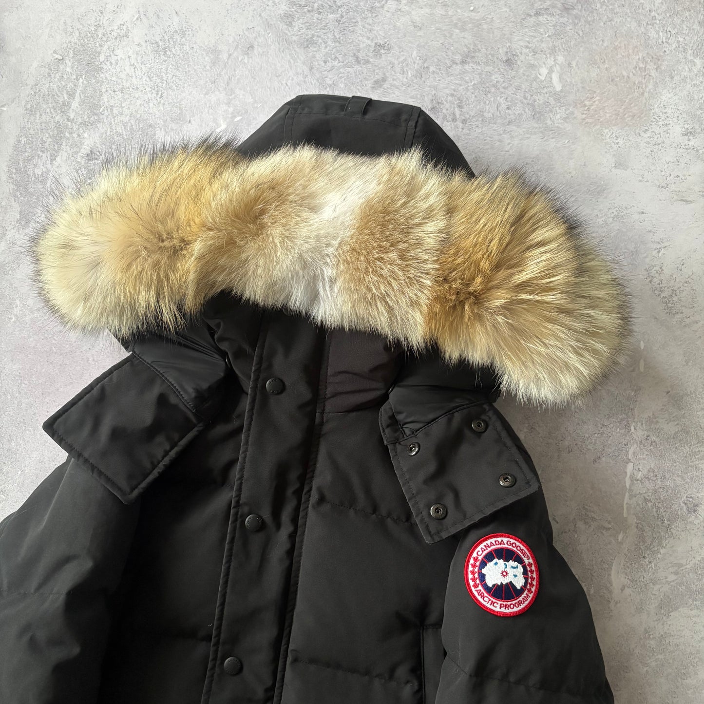 Canada Goose Wyndham Parka - Medium