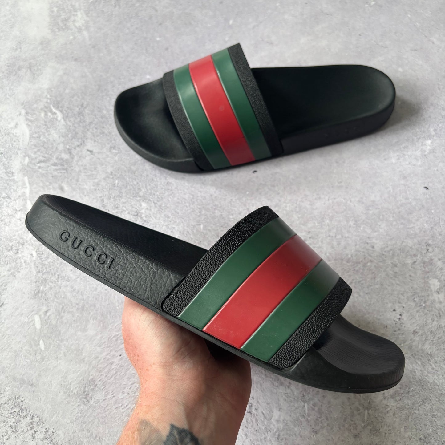 Gucci Pursuit Sliders - UK 9