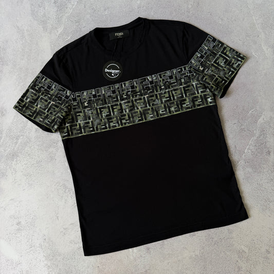 Fendi T-Shirt - Medium