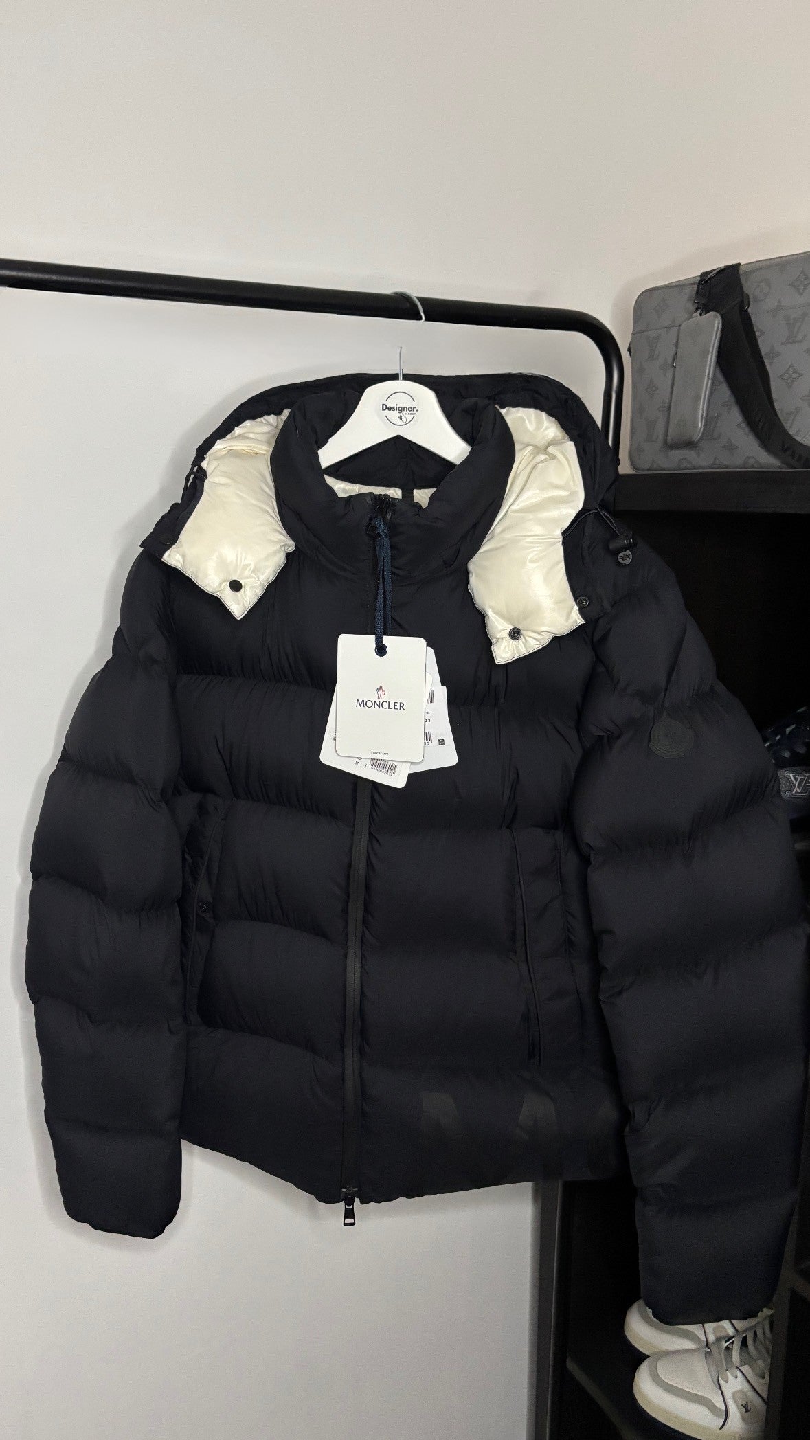 Moncler Wilms Puffer Jacket - Size 3