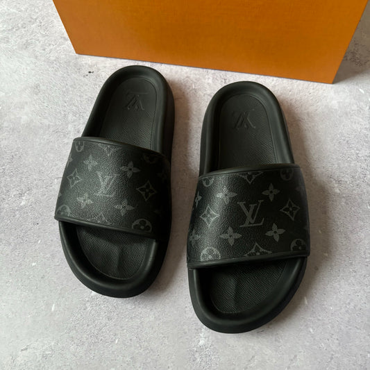 Louis Vuitton Sliders - UK 8