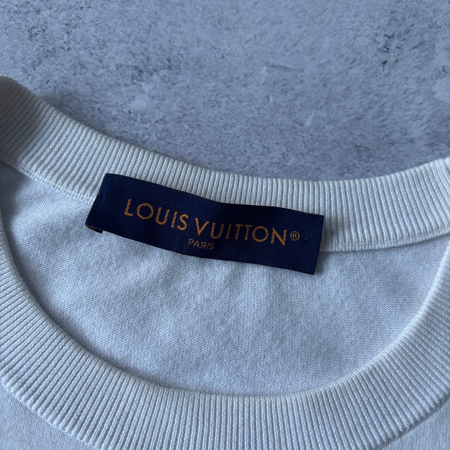 Louis Vuitton T-Shirt - Small