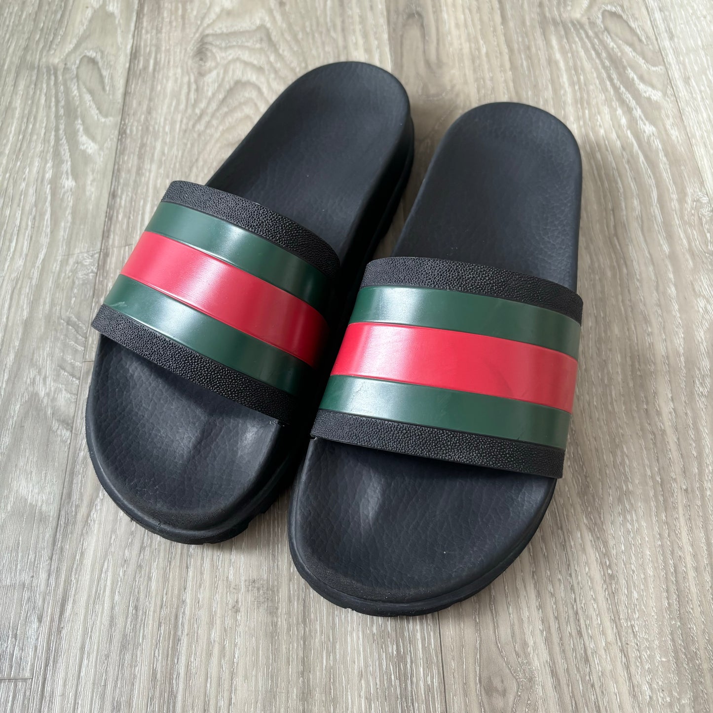 Gucci Sliders UK 8