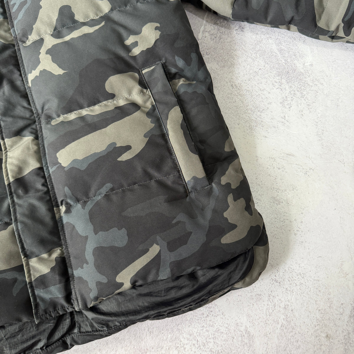 Canada Goose MacMillan Parka Jacket - Large