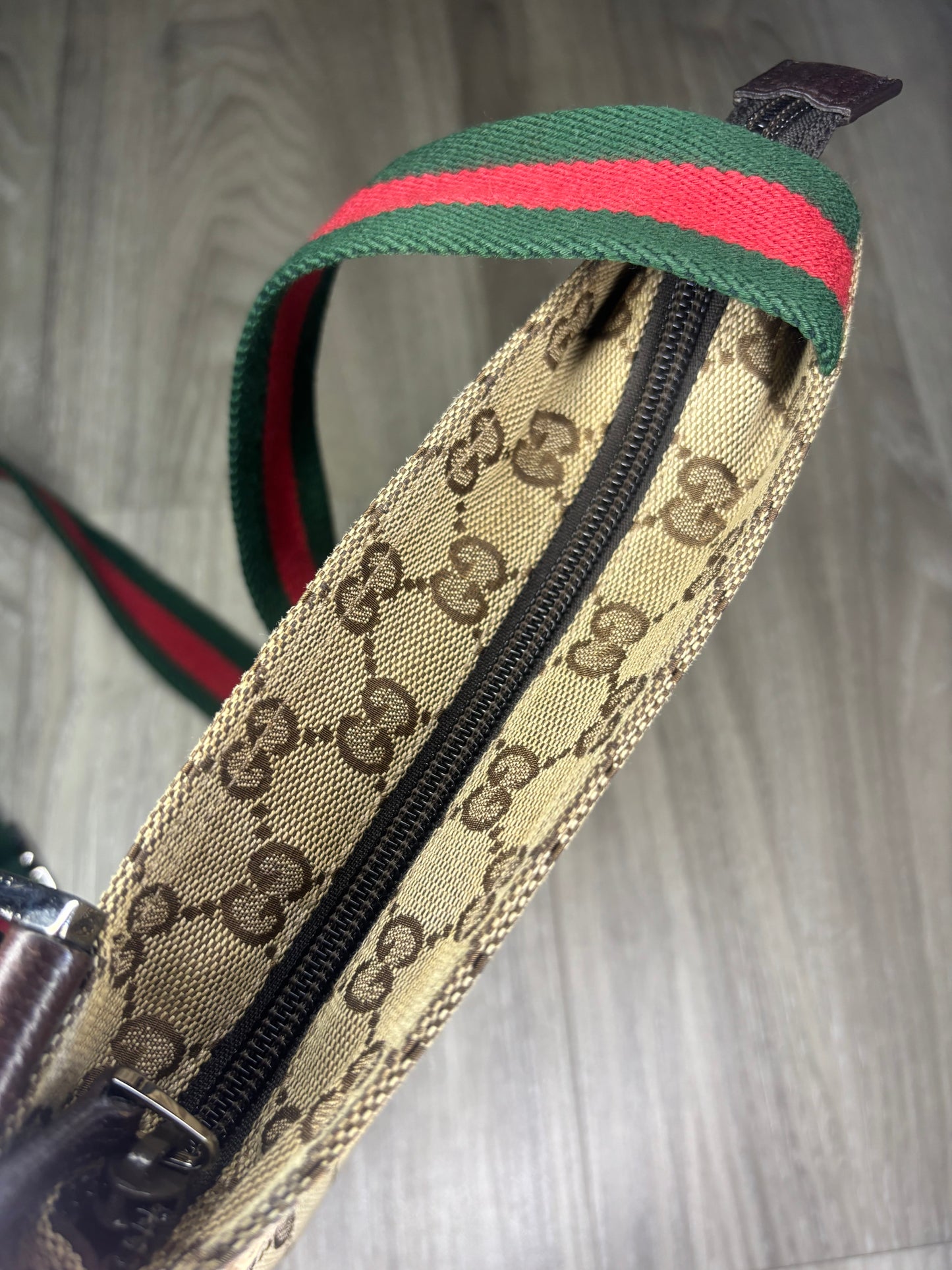 Gucci Messenger Bag (Beige)