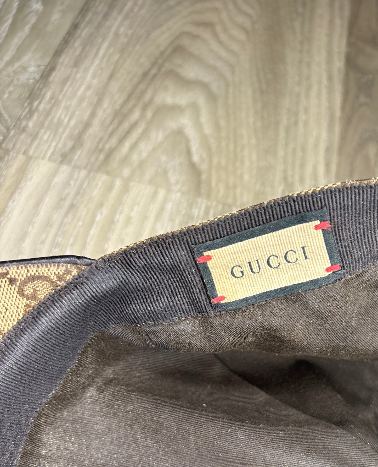 Gucci Cap (Medium)